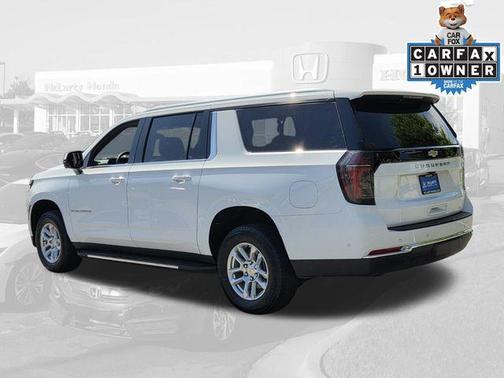 Summit White 2025 Chevrolet Suburban LT