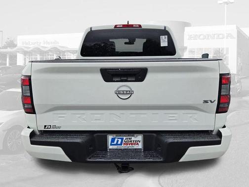 Glacier White 2024 Nissan Frontier SV