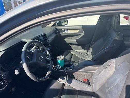 2021 Volvo XC40 T4 Inscription