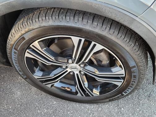 2021 Volvo XC40 T4 Inscription