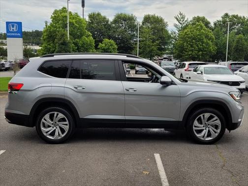 2022 Volkswagen Atlas 3.6L SE w/Technology