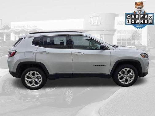 Silver Zynith Metallic Clearcoat 2024 Jeep Compass Latitude