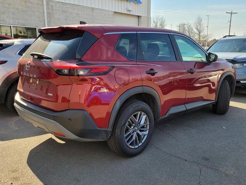 2023 Nissan Rogue S