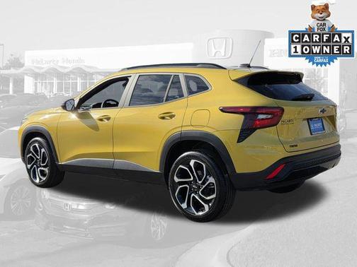 Nitro Yellow Metallic 2025 Chevrolet Trax FWD 2RS