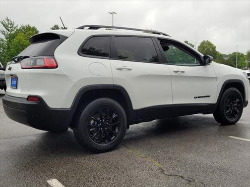 2023 Jeep Cherokee Altitude
