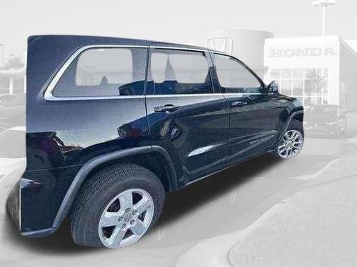 2019 Jeep Grand Cherokee Laredo