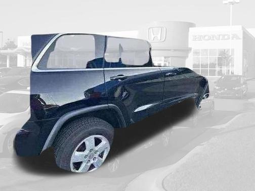 Diamond Black Crystal Pearlcoat 2019 Jeep Grand Cherokee Laredo