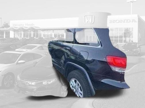 Diamond Black Crystal Pearlcoat 2019 Jeep Grand Cherokee Laredo