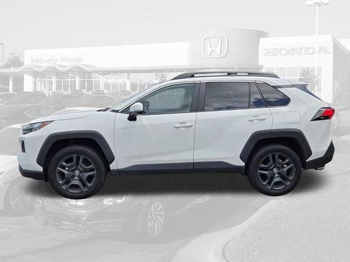 Ice 2024 Toyota RAV4 Adventure