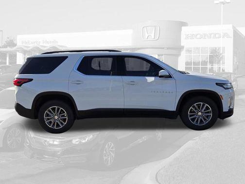 Summit White 2023 Chevrolet Traverse LT Leather
