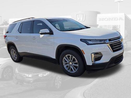 Summit White 2023 Chevrolet Traverse LT Leather