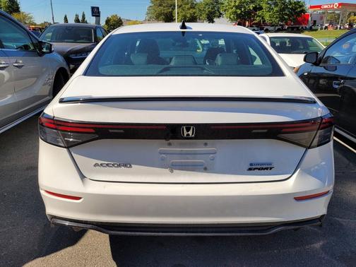 2023 Honda Accord Hybrid Base