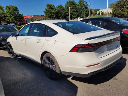 2023 Honda Accord Hybrid Base
