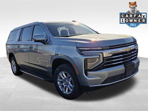 2025 Chevrolet Suburban LT