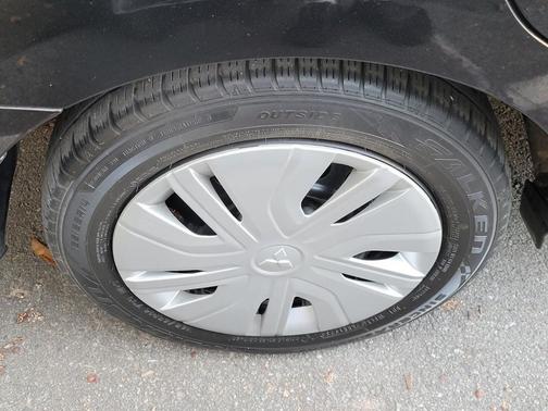 2024 Mitsubishi Mirage G4 ES