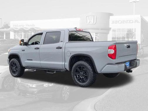 Cement 2020 Toyota Tundra SR5