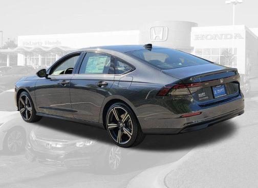Meteorite Gray Metallic 2026 Honda Accord SE