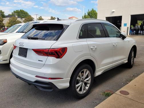 2023 Audi Q3 Premium 45 TFSI S line quattro Tiptronic