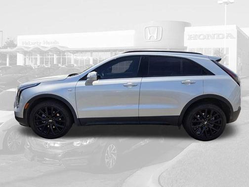 Radiant Silver Metallic 2022 Cadillac XT4 Sport