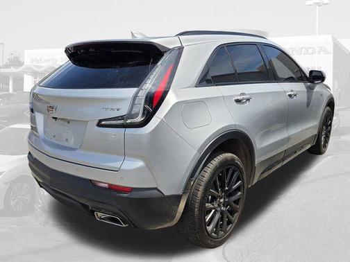 Radiant Silver Metallic 2022 Cadillac XT4 Sport