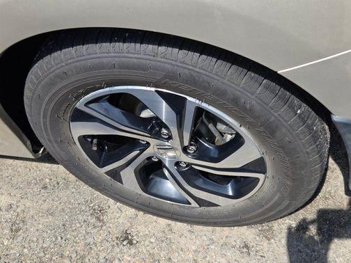 Champagne 2017 Honda Accord LX