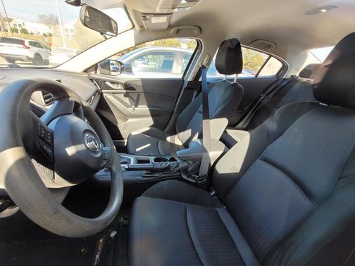 2014 Mazda Mazda3 i Sport