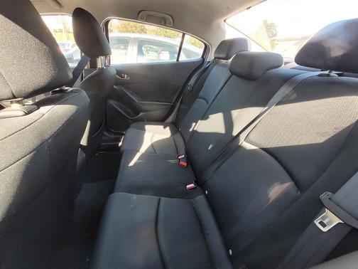 2014 Mazda Mazda3 i Sport