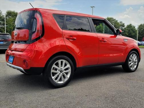 2017 Kia Soul +