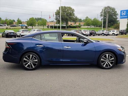2023 Nissan Maxima SV Xtronic CVT
