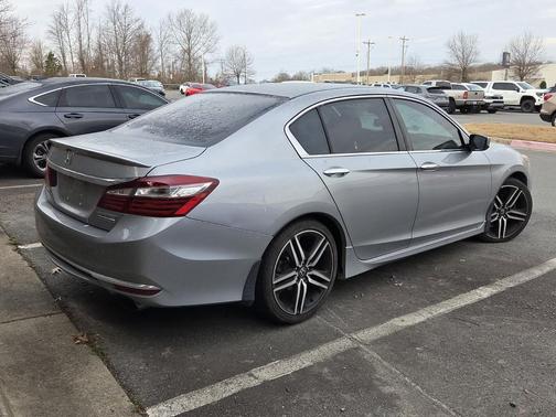 2017 Honda Accord Sport SE