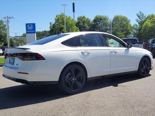 2025 Honda Accord Hybrid Base