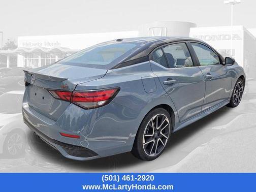 Atlantic Gray Metallic/Super Black 2025 Nissan Sentra SR