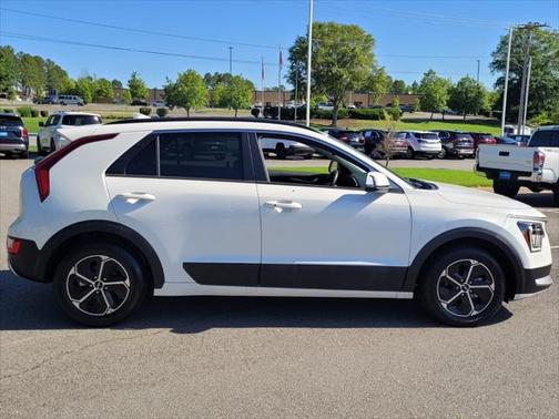 2023 Kia Niro EX