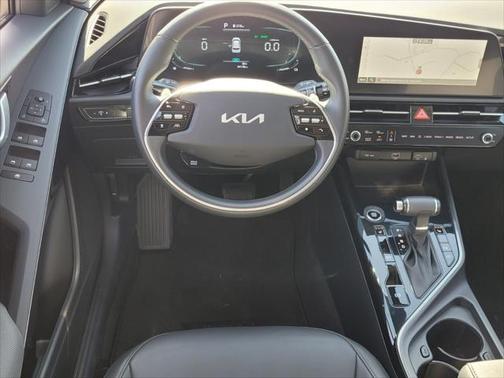 2023 Kia Niro EX