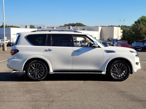 2023 Nissan Armada Platinum 2WD