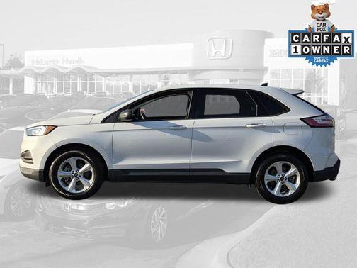 Oxford White 2019 Ford Edge SE