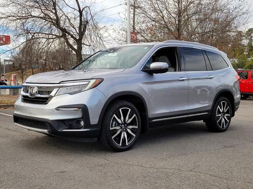 2021 Honda Pilot Touring 8-Passenger