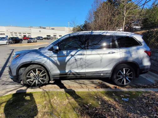 2021 Honda Pilot Touring 8-Passenger
