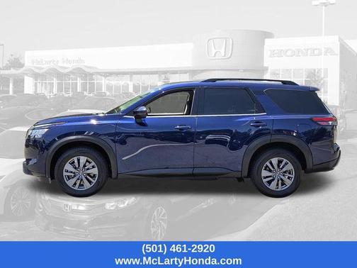 Deep Ocean Blue Pearl 2022 Nissan Pathfinder SV 4WD