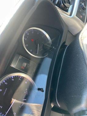 Blizzard Pearl 2019 Toyota Highlander LE