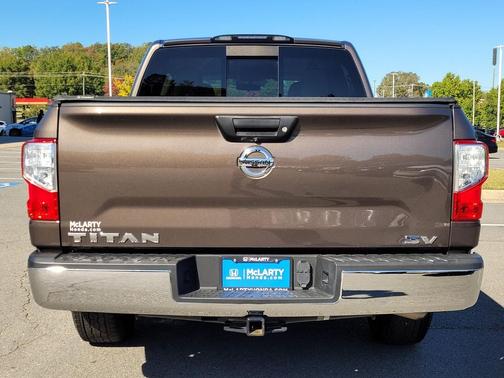 2019 Nissan Titan SV