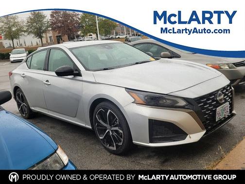 2023 Nissan Altima SR FWD