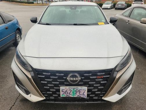 2023 Nissan Altima SR FWD