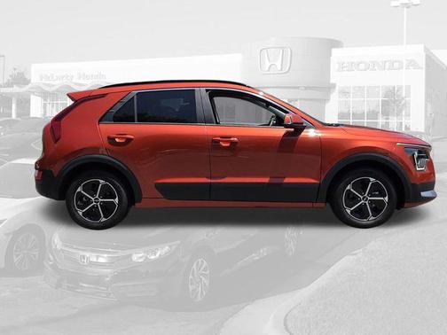 Fire Orange 2023 Kia Niro EX