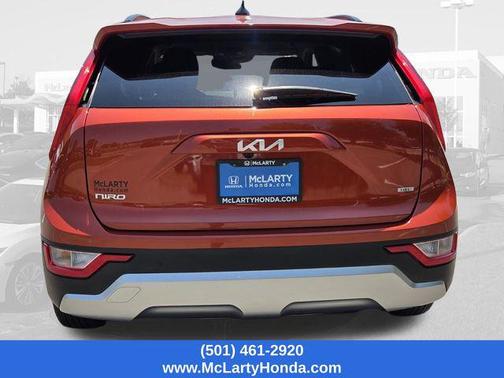 Fire Orange 2023 Kia Niro EX