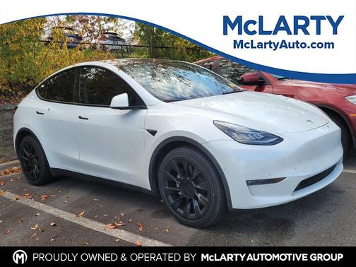 2022 Tesla Model Y Long Range Dual Motor All-Wheel Drive