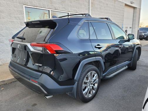 2019 Toyota RAV4 Limited