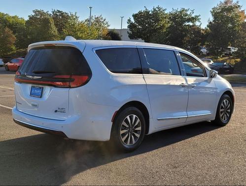 2022 Chrysler Pacifica Hybrid Limited