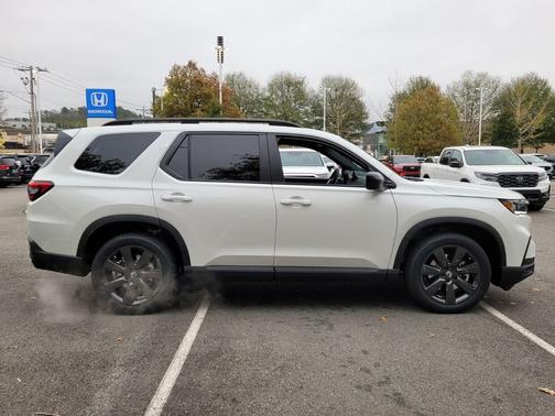 2025 Honda Pilot Sport
