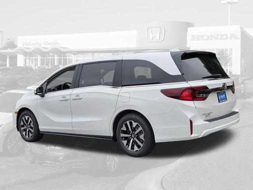 Platinum White Pearl 2026 Honda Odyssey EX-L
